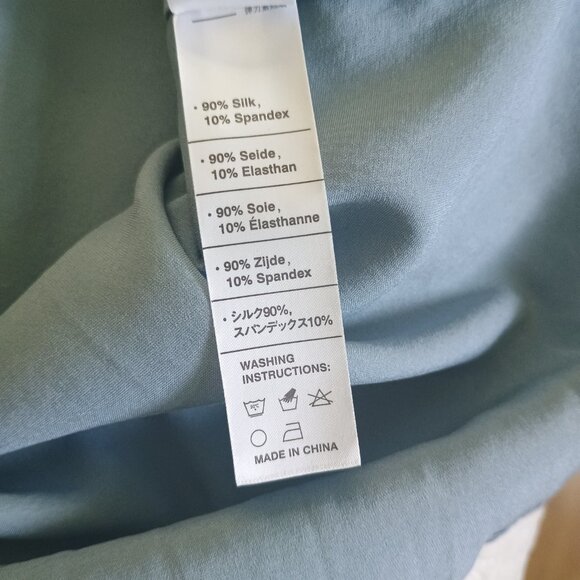 LILY SILK blue turtleneck blouse 90% silk size XS - Picture 8 of 9